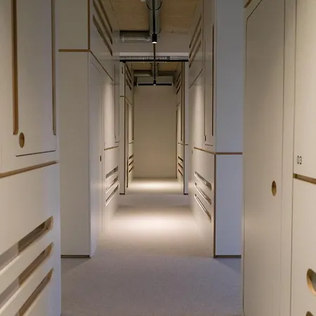 Hotel kapsułowy Soom I Kapselhotel *