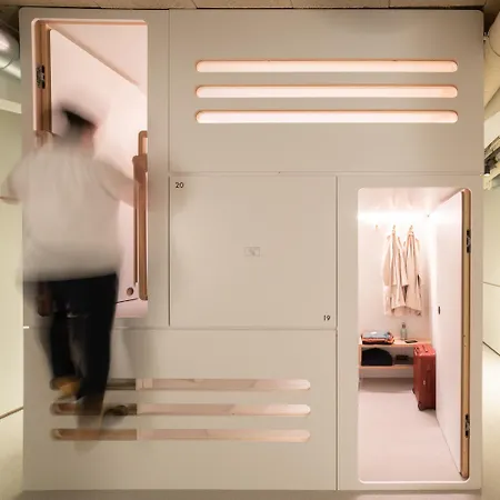 Soom I Kapselhotel Capsule hotel